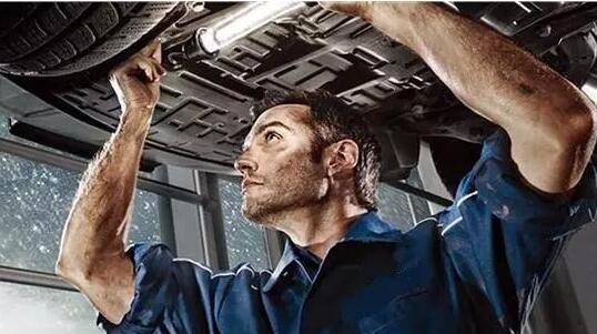 開車省油技巧！教你用最少的油跑最遠的路