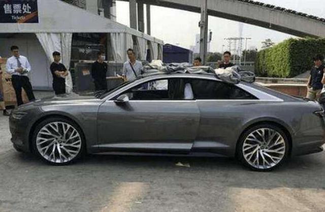 全球首臺奧迪A9進港！不輸阿斯頓馬丁，內(nèi)飾如同飛機頭等艙